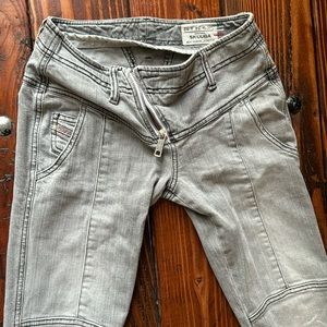 Women’s diesel “skuba” jeans ITALY